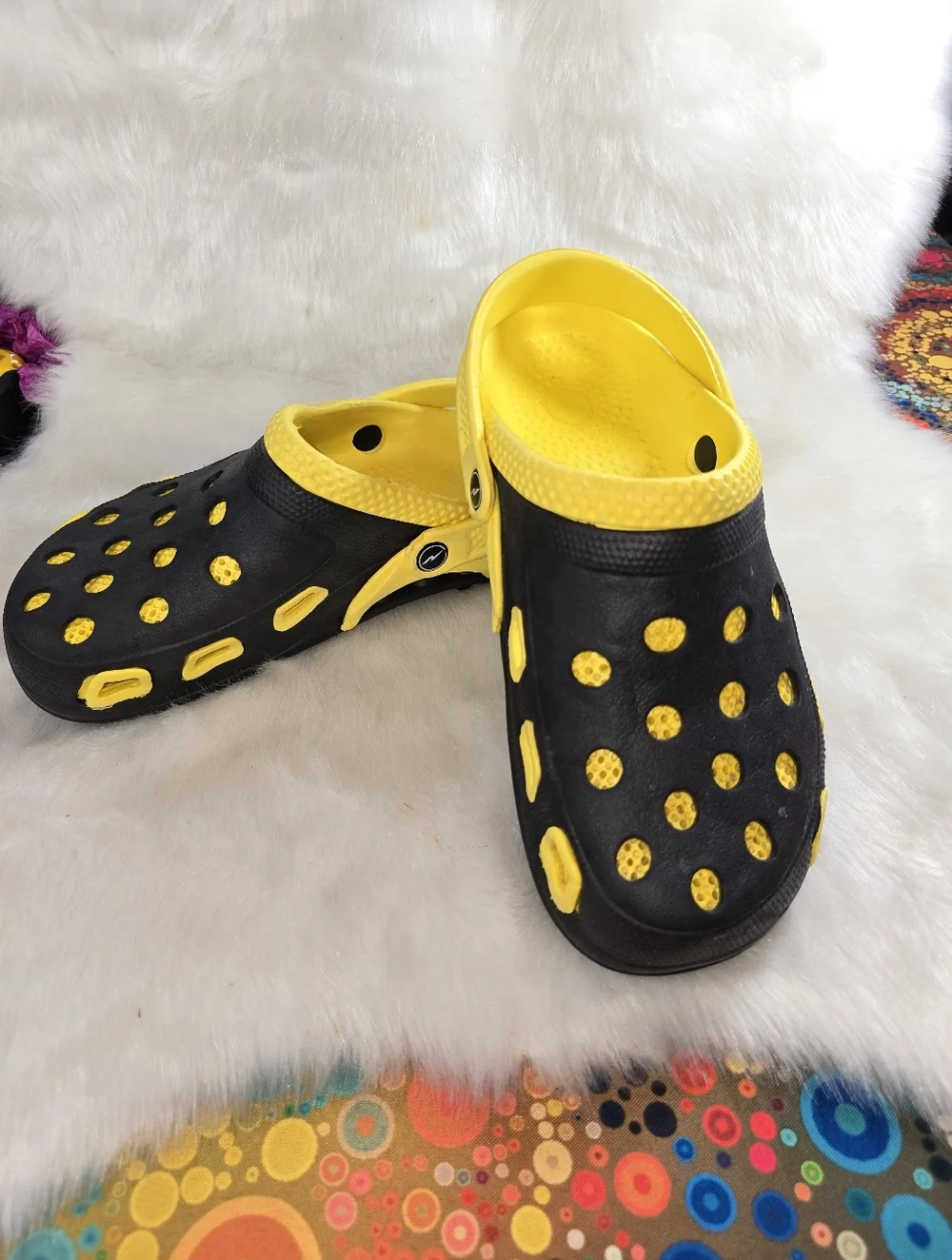 Nitro Mens Black & Yellow Slip-On Clogs